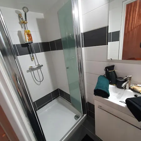 Duplex Avec Mezzanine Au Coeur De La De Lejlighed
